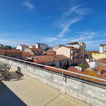Appartement Foscolo Steps To The Sea