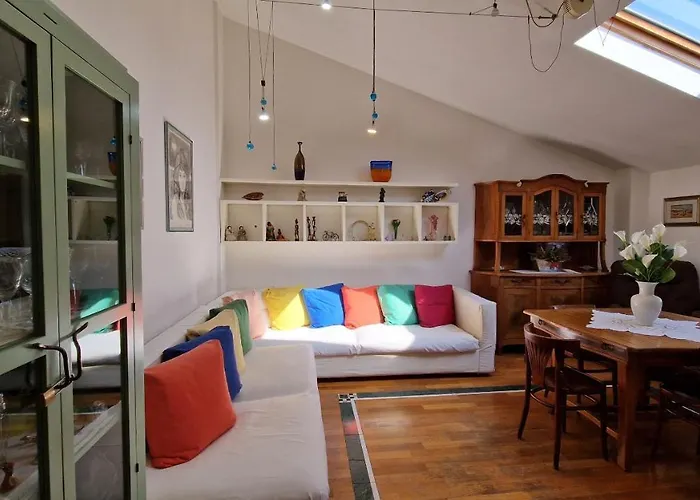 Foscolo Steps To The Sea * Βιαρέτζιο